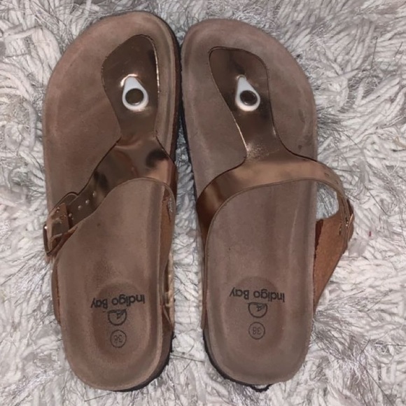 sandals - Picture 2 of 2